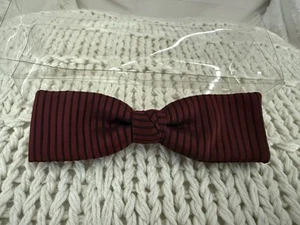 1950s Ormond NY Men’s CLIP ON Bow Tie Unique colors Burgundy/black Stripes VTG - Picture 1 of 11