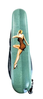 Navaja de Bolsillo Victorinox Swiss Army Tinker Memphis Belle Multi Herramienta Pinup Art Foto 1 de 4