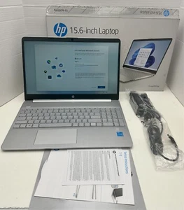 HP 15.6-Inch Laptop 15-dy2035tg 256gb 8gb memory Intel Core i3 Window 11 Home - Picture 1 of 13