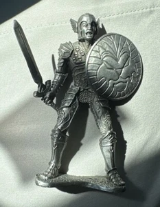 EverQuest Miniatures Gladiator Warrior 2002 Gold Edition Figurine Rare W/ Sword! - Picture 1 of 7