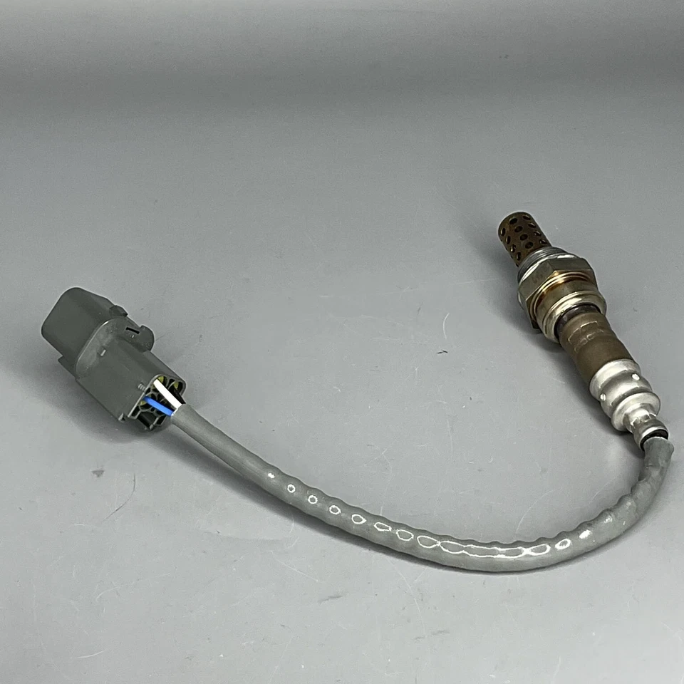 OE GENUINE Lambda Oxygen Sensor For 1991-1997 Infiniti Q45 2269064U08 - Image 1 of 4