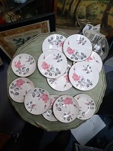 Washington Pottery England 6xSide Plates And Saucers Red Rose & Leaf Pattern - Picture 1 of 5