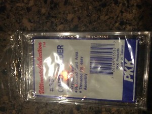 ULTIMATE COLLECTION CARD HOLDER RECESSED CARD AREA  NEW #3534. GREG MADDUX