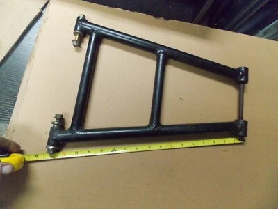 Arctic Cat M5/M7/M8 2006 brazo inferior delantero izquierdo o derecho P#1703-883 estante #52 Foto 1 de 4