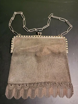 Cartera de malla de malla de cota de malla de plata antigua con diseño de cortina de teatro RT Foto 1 de 4