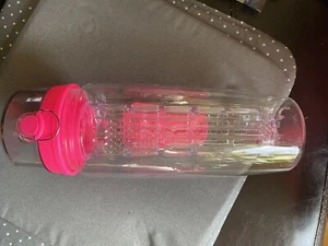 Fruit Infuser Water Bottle 32oz BPA Free Flip Top Lid & Dual Anti-Slip Grips - Picture 1 of 4