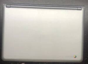 Samsung XE303 C12 Chromebook 11.6 1.7GHz, 2GB Ram, 16GB SSD, working condition - Picture 1 of 4