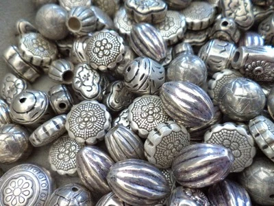 229 复古尼泊尔三角珠未使用镀银花轮球桶瓜 — 第 1/4 张图片