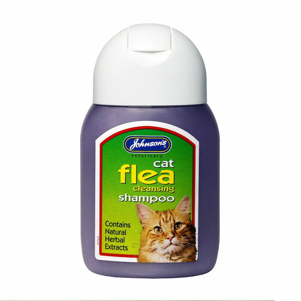 Johnsons Cat Flea Cleansing Sensitive Shampoo 125ml - Image 1 of 1