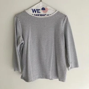 Jennifer Moore Size Small Gray White Striped Shirt Top Crew Long Sleeves WPL8046 - Picture 1 of 2