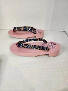 Pink Wooden Size 24 Asian Shoes - Picture 1 of 5