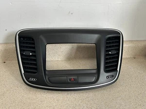 15-17 CHRYSLER 200 RADIO & VENT DASH BEZEL TRIM PANEL BLACK OEM - Bild 1 von 4