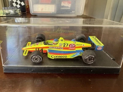 1992 1/43 AlOur Menards/Conseco IndyCar por Onyx - Imagem 1 de 3