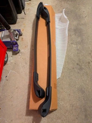 Kit de barra transversal portaequipajes de techo Aero para Subaru Impreza y XV 2012-2016 E361SFJ100 Foto 1 de 3