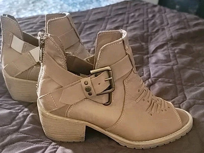 Caterpillar Womens Kersten Ankle Boots P309184 Taupe Tan Brown Size 8.5  - Image 1 of 4