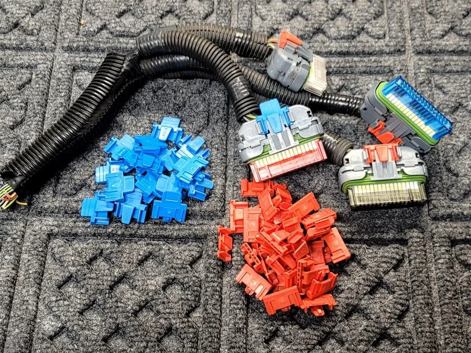 Juego de lengüetas de bloqueo Chevrolet Corvette Ecm Pcm 5 piezas 1994 LT1 LT4 motor computadora Foto 1 de 1