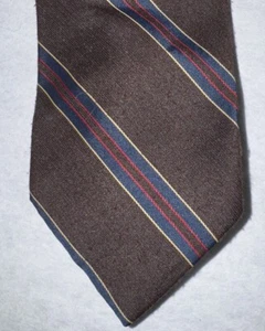 Vintage Goldsmith's Mens Tie Striped Brown Blue Red Polyester & Silk 56x3 Inches - Picture 1 of 6