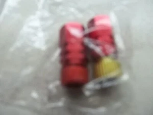 Presta Ventil gelb zu Schrader mit roter Staubkappe eloxiert Paar - Bild 1 von 1