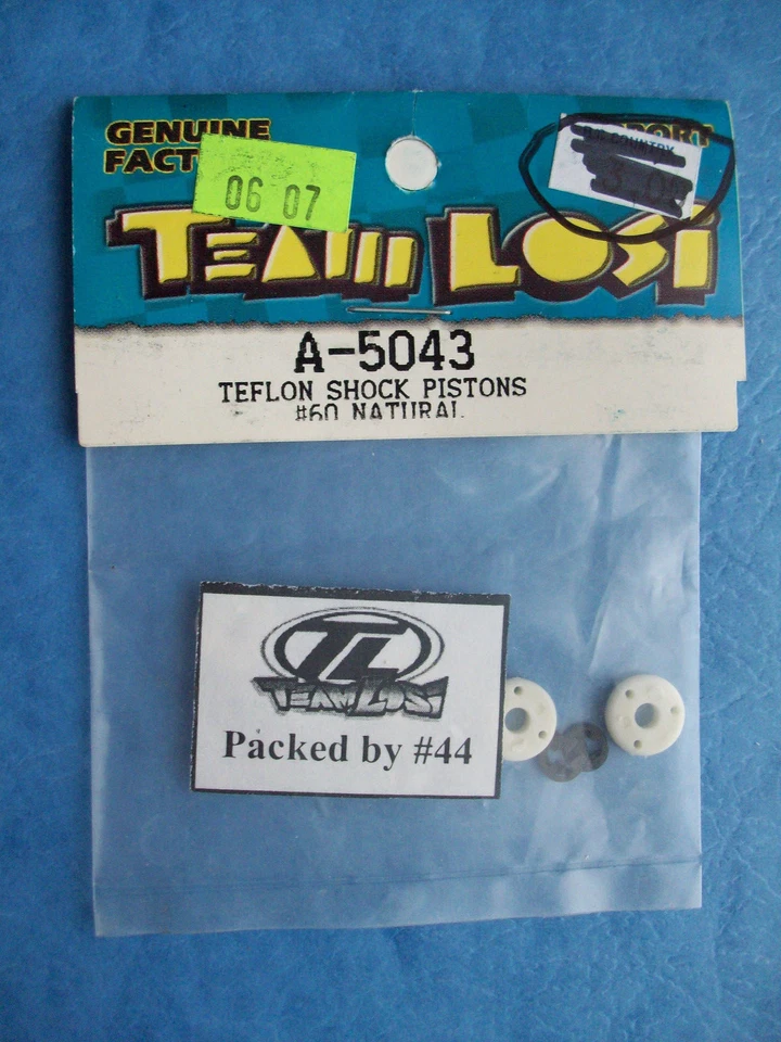 TEAM LOSI 5043 TEFLON SHOCK PISTONS #60 NATURAL LOSA5043 NIP - Image 1 of 1