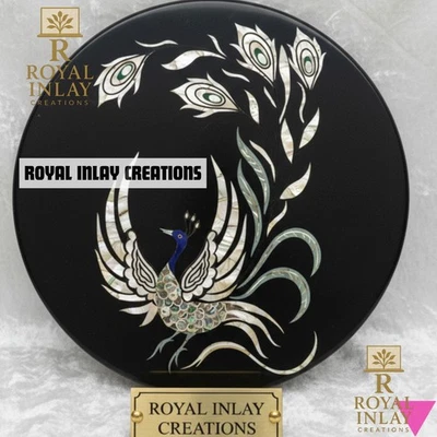 Exquisita mesa con incrustaciones de pavo real de mármol negro - madreperla Art Deco 15" Foto 1 de 4