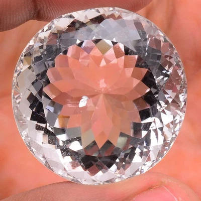 140.50 Cts Natural White Quartz Untreated Top Quality Round Cut Loose Gemstone - Image 1 of 4