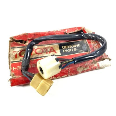 Ignition Switch Toyota Land Cruiser FJ40 FJ43 FJ45 FJ55 Genuine NOS 84450-60050 - Image 1 of 4