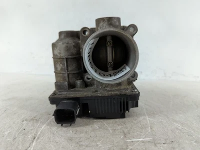 Infiniti G35 2003-2006 carrocería del acelerador Y8UA4 Foto 1 de 4