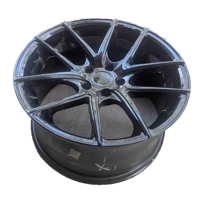 ​Llanta trasera Niche M117 Misano 18x9,5 5x114,3 +40 negro mate Lexus IS250 Foto 1 de 4