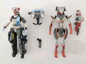 Lotto sfuso di 2 figurine APEX Legends Revenant e Lifeline scala 6" - Foto 1 di 5