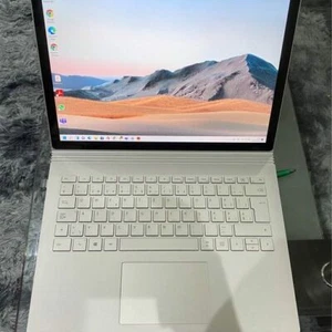 Microsoft Surface Book 3 15 inch (Intel Core i5 G7, 1.50GHz, 8GB RAM)... - Picture 1 of 8
