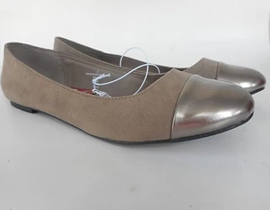 Para mujer Merona punta media tapada ballet topo bronceado talla 9 nuevo con etiquetas - Imagen 1 de 3