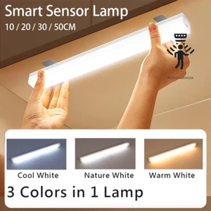 Luce a LED con sensore di MOVIMENTO. Ricaricabile USB di tipo C. Luce notturna. - Foto 1 di 17