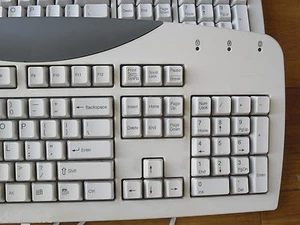 Vintage Gateway Keyboard 7003271 Model SK-9921 - Picture 1 of 4