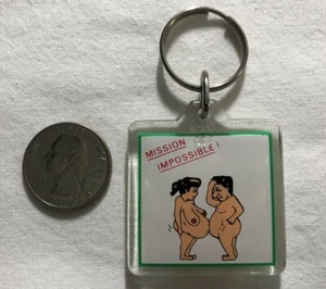 Schlüsselanhänger Mission Impossible nackt nackt dick mollig Sex sexueller Humor - Bild 1 von 2