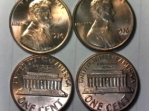 1976 P D Lincoln Memorial Cent  UNCIRCULATED 2 Coin Penny Set Cover