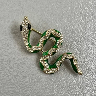 Broche de pedrería transparente de serpiente esmaltada verde de 2" Foto 1 de 4