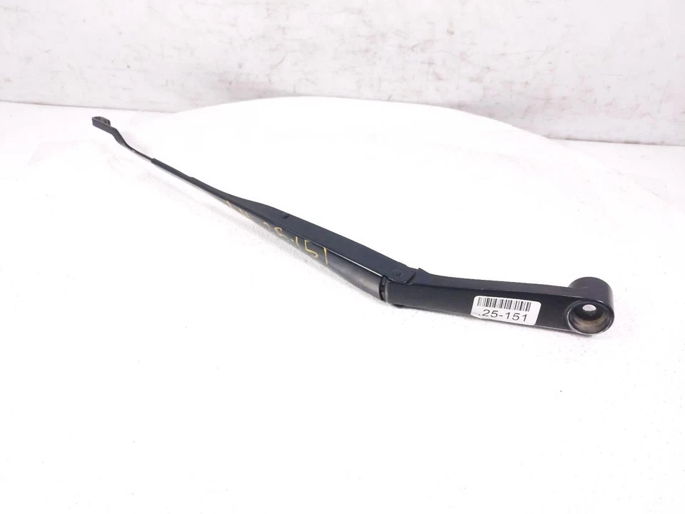 2018-2023 Kia Stinger Left Driver Windshield Wiper Arm 98311-J5000 - Image 1 of 4