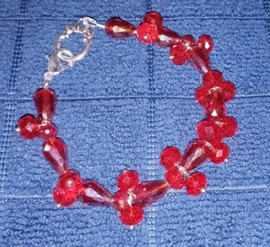 8 " š BLOOD RED CRYSTAL BRACELET,"BRAND NEW" !!! šš - Picture 1 of 4