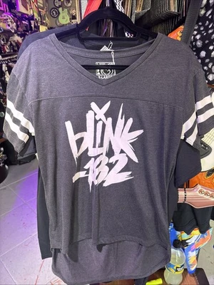 camiseta blink 182  Foto 1 de 3