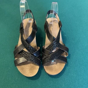G.H. Bass & Co. Remy schwarze Damen-Keilsandalen Leder Synthetik-Obermaterial 8,5 M - Bild 1 von 8