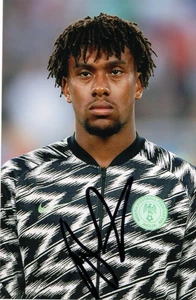 NIGERIA, FULHAM, ARSENAL & EVERTON: ALEX IWOBI SIGNED 6x4 ACTION PHOTO+COA - Picture 1 of 1