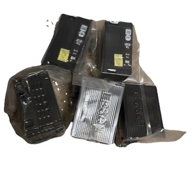 LOT of 3 Original EPSON 252XL BLACK Ink Cartridges *NEW & SEALED Genuine - Image 1 of 3