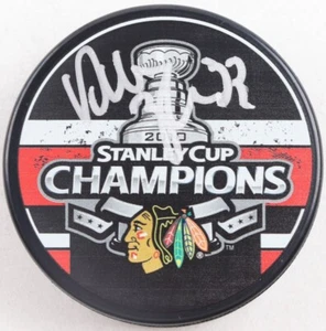 Dustin Byfuglien Signed Chicago Blackhawks 2010 S.C. Champs Logo Puck (Schwartz) - Picture 1 of 4