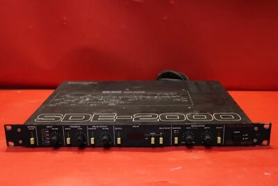 USED Roland SDE-2000 SDE 2000 Digital Delay Rack Effect Vintage U1918 230721 - Image 1 of 4