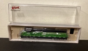 Atlas N Scale 49003 Burlington Northern SD-60 Diesel Locomotive 8302 DCC Ready - Picture 1 of 12