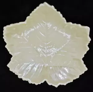 Vintage Belleek Irish Pottery Yellow Luster Sycamore Leaf Mint Nut Dish Green MK - Picture 1 of 7