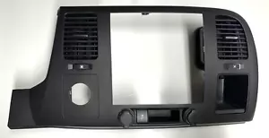 2007-2014 GMC Sierra/Chev Silverado Center Dash Radio Bezel & Trim Vents - OEM - Picture 1 of 14