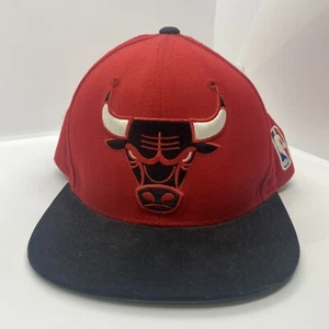Mitchell & Ness Chicago Bulls Snapback Hat Cap Two-Tone Red/Black/Gray Bottom - Picture 1 of 11