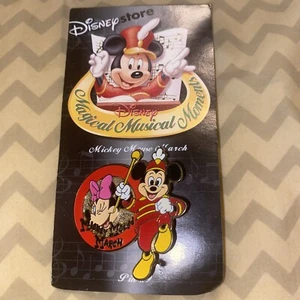 Prendedor Momentos Musicales Mágicos Disney 9 Mickey Mouse Marcha Nuevo en Paquete Original - Imagen 1 de 3
