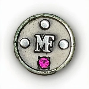 Massey Ferguson Traktoren Mitarbeiter Service Award Pin Jostens Sterling Rubin Pin - Bild 1 von 6